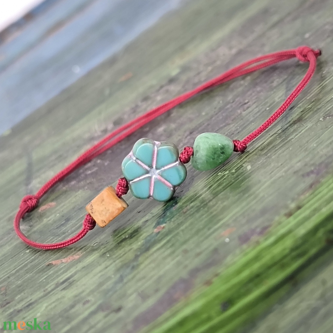 Virágos egyszál karkötő - ékszer - karkötő - karkötő medállal - Meska.hu