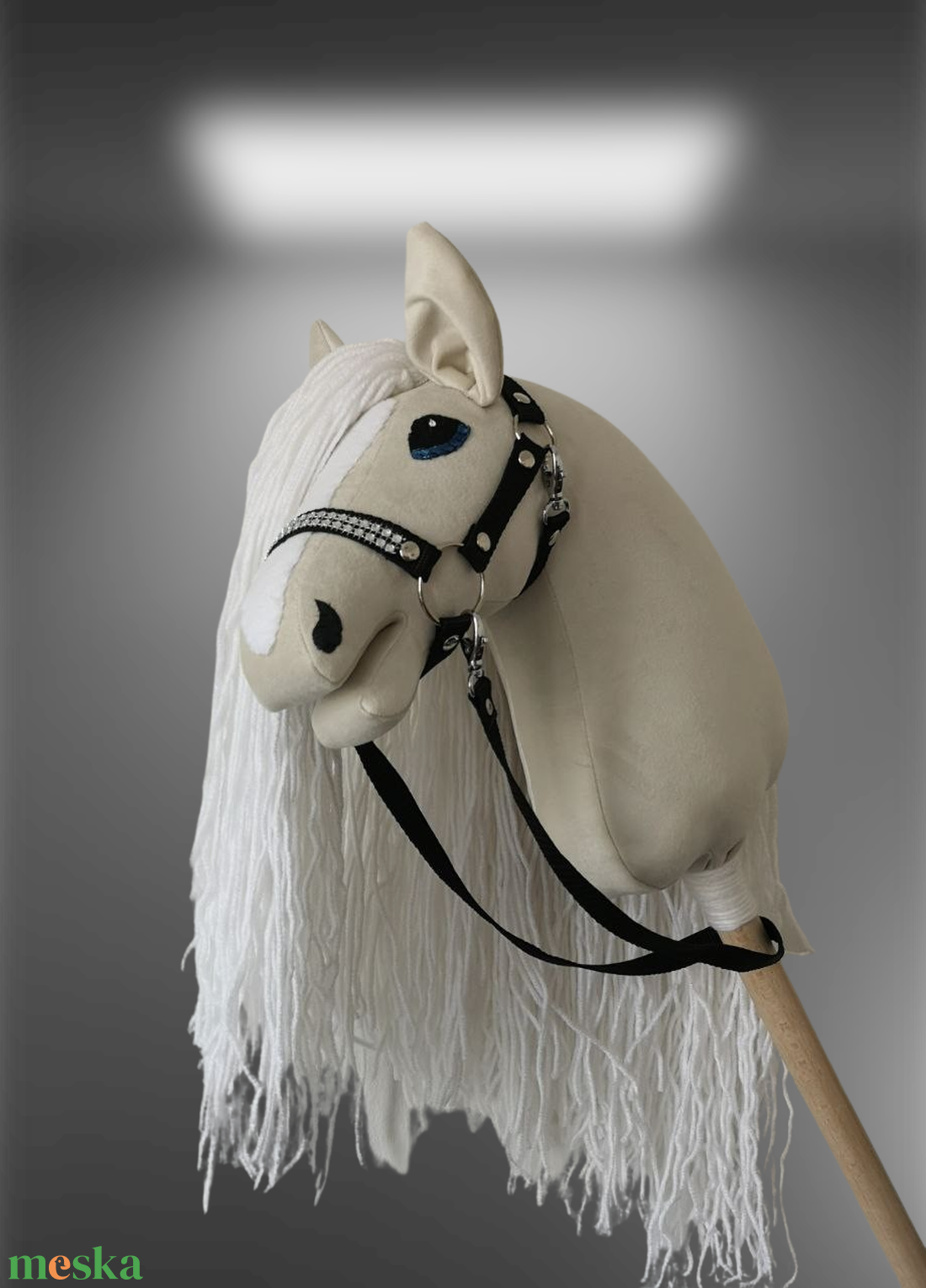 Hobby Horse Crystal kötőfékkel kantárral. - játék & sport - sport és kikapcsolódás - lovaglás - Meska.hu Hobby Horse Crystal kötőfékkel kantárral. - játék & sport - sport és kikapcsolódás - lovaglás - Meska.hu