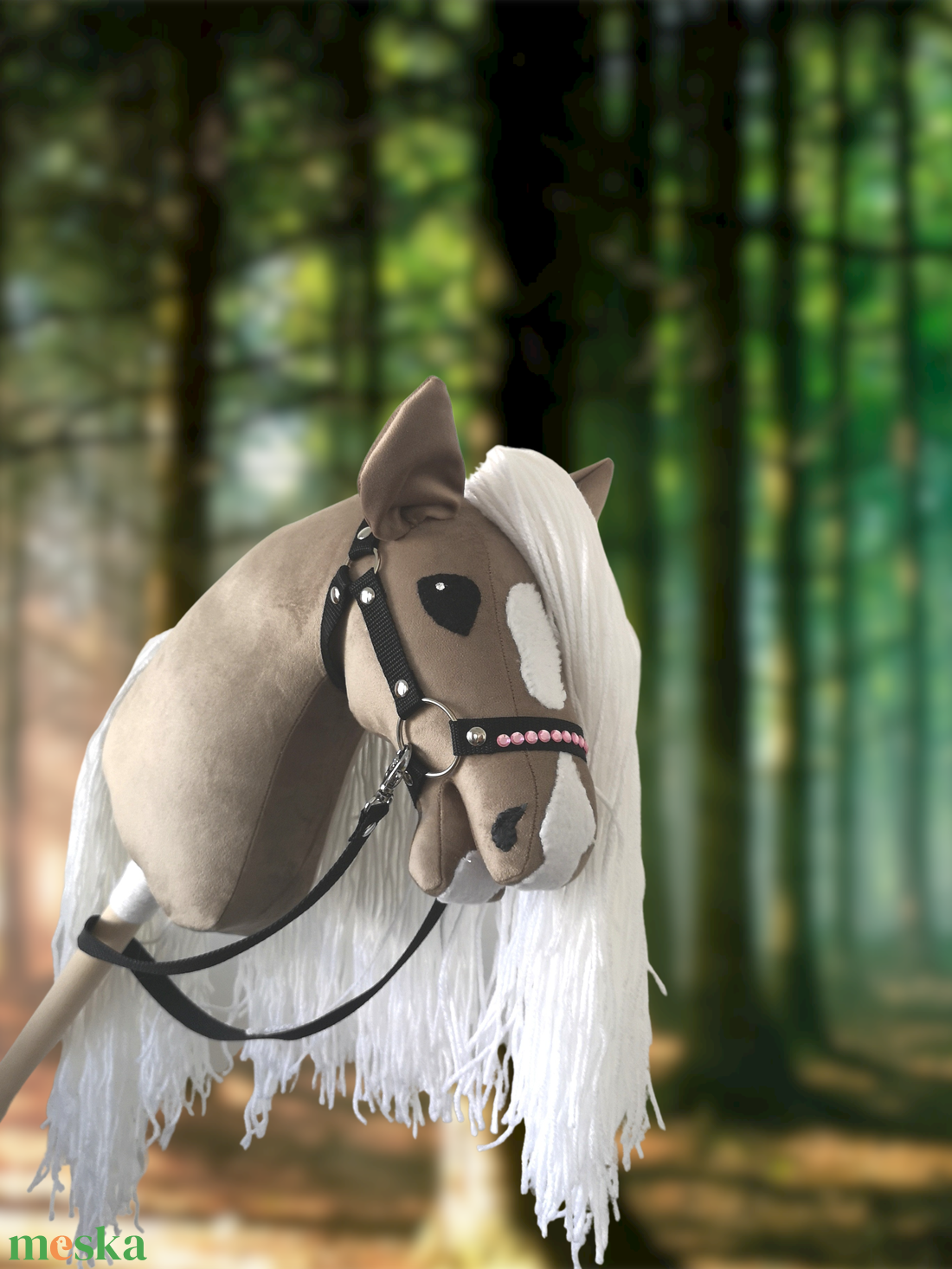 Hobby Horse Aurora kötőfékkel kantárral. - játék & sport - sport és kikapcsolódás - lovaglás - Meska.hu Hobby Horse Aurora kötőfékkel kantárral. - játék & sport - sport és kikapcsolódás - lovaglás - Meska.hu