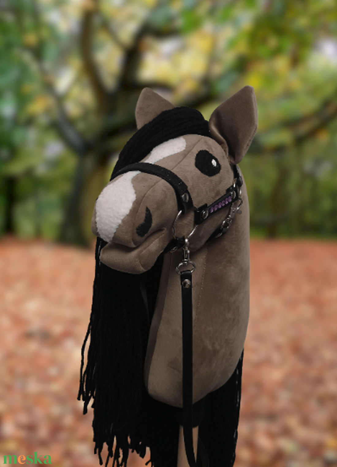 Hobby Horse Berlin kötőfékkel kantárral. - játék & sport - sport és kikapcsolódás - lovaglás - Meska.hu Hobby Horse Berlin kötőfékkel kantárral. - játék & sport - sport és kikapcsolódás - lovaglás - Meska.hu