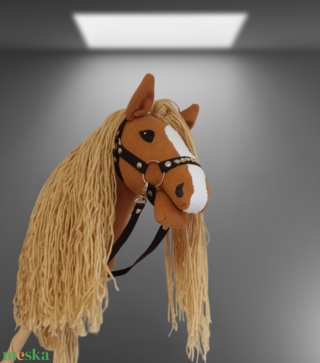Hobby Horse Rover kötőfékkel kantárral. - játék & sport - plüssállat & játékfigura - ló - Meska.hu Hobby Horse Rover kötőfékkel kantárral. - játék & sport - plüssállat & játékfigura - ló - Meska.hu