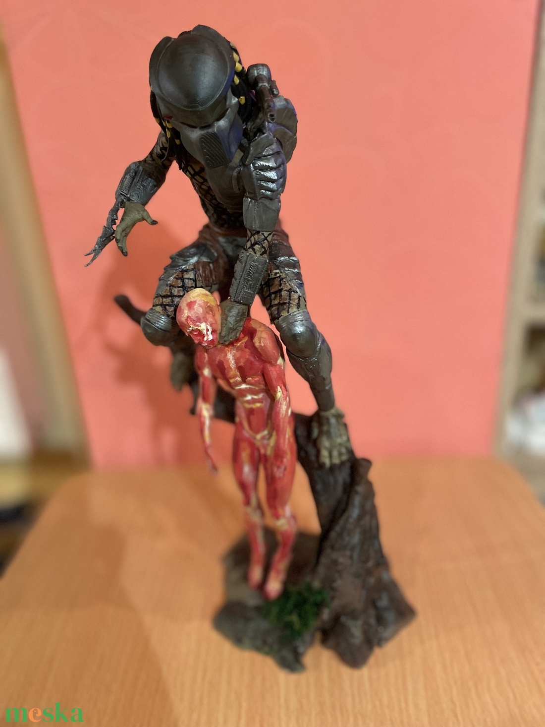 Predator szobor egyedi festéssel - művészet - szobor - Meska.hu Predator szobor egyedi festéssel - művészet - szobor - Meska.hu