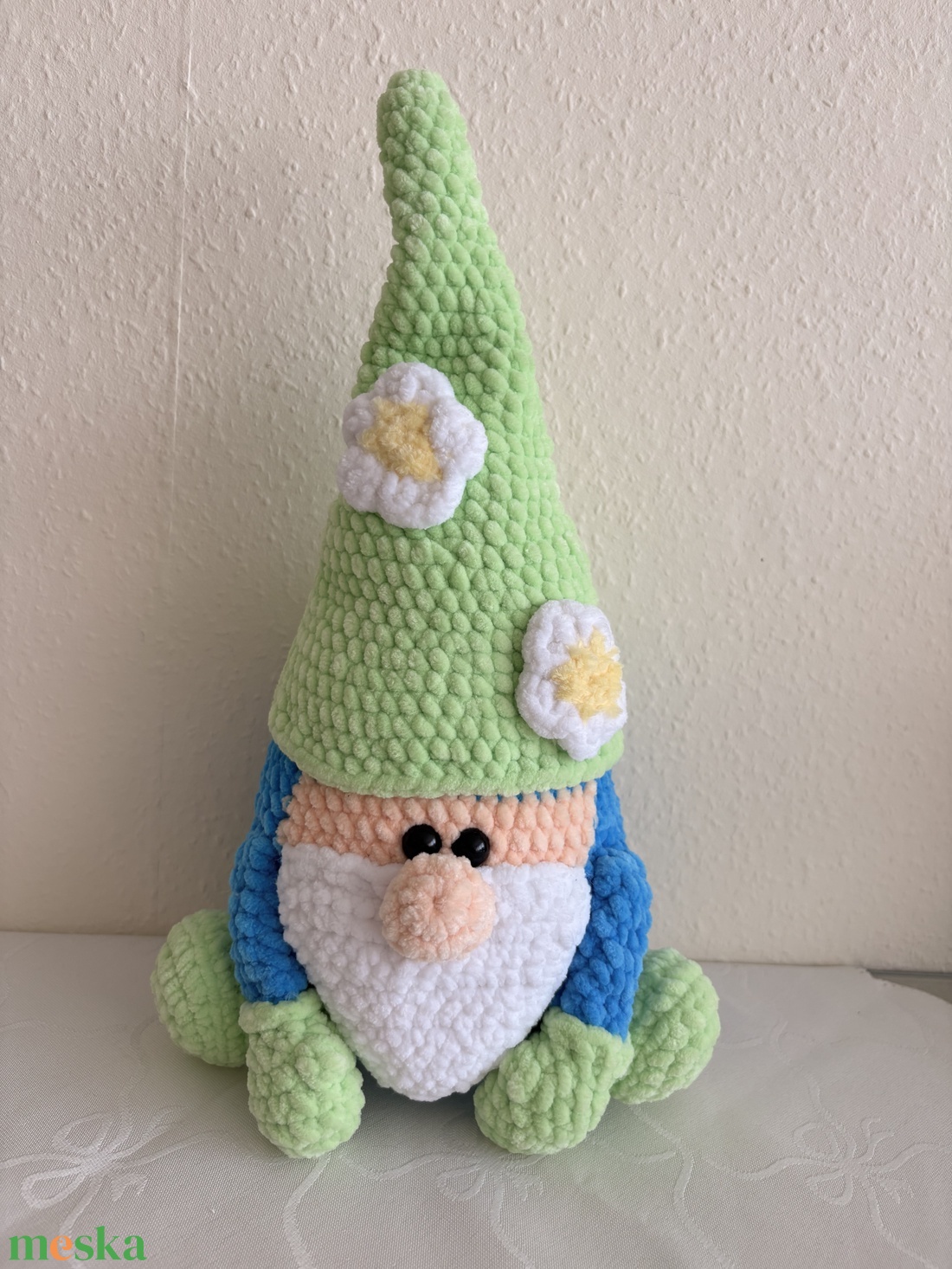 Horgolt tavaszi manó - játék & sport - plüssállat & játékfigura - majom - Meska.hu