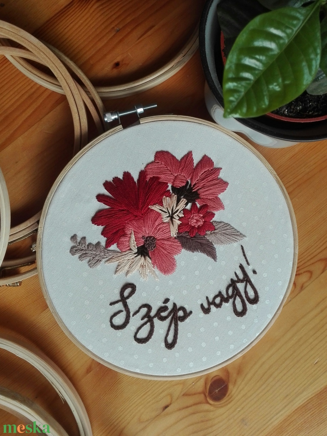 Szép vagy! Hímzett kép rámában! - otthon & életmód - dekoráció - kép & falikép - Meska.hu