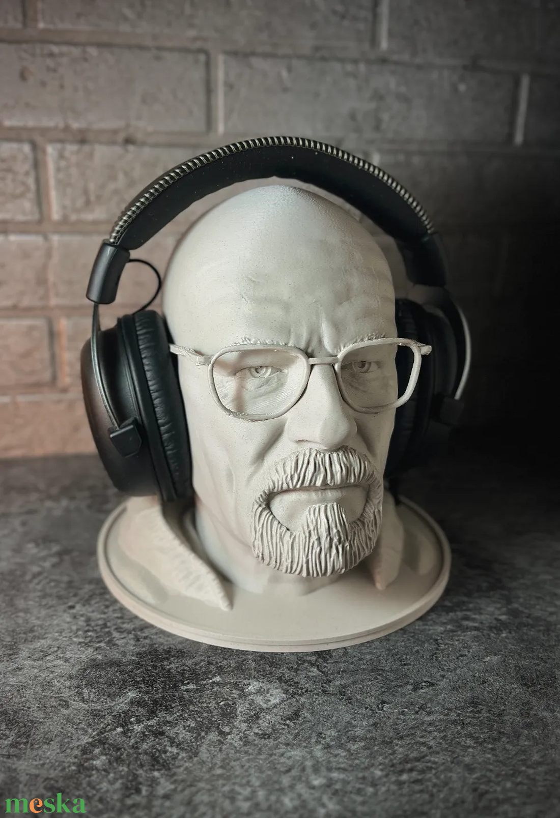 Walter Heisenberg White Breaking Bad Fejhallgatótartó - otthon & életmód - dekoráció - asztal és polc dekoráció - asztaldísz - Meska.hu Walter Heisenberg White Breaking Bad Fejhallgatótartó - otthon & életmód - dekoráció - asztal és polc dekoráció - asztaldísz - Meska.hu