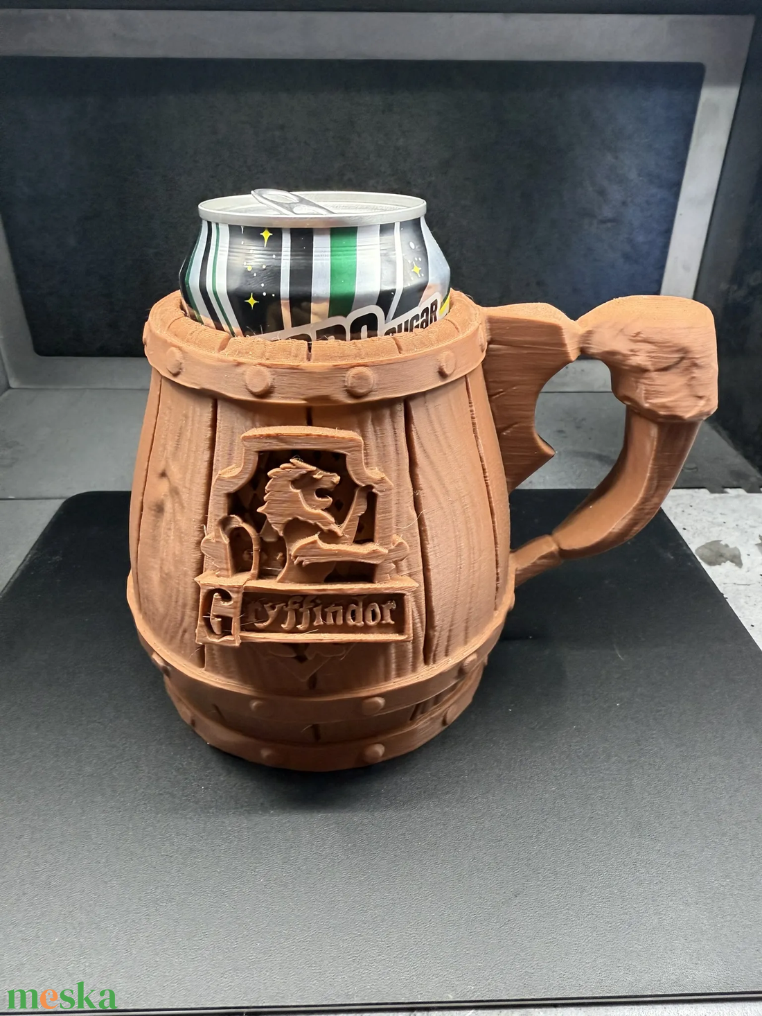 Harry Potter Gryffindole Korsó ( 0,5l italtartó ) - otthon & életmód - konyhafelszerelés, tálalás - italos kellékek - sörtartó - Meska.hu Harry Potter Gryffindole Korsó ( 0,5l italtartó ) - otthon & életmód - konyhafelszerelés, tálalás - italos kellékek - sörtartó - Meska.hu