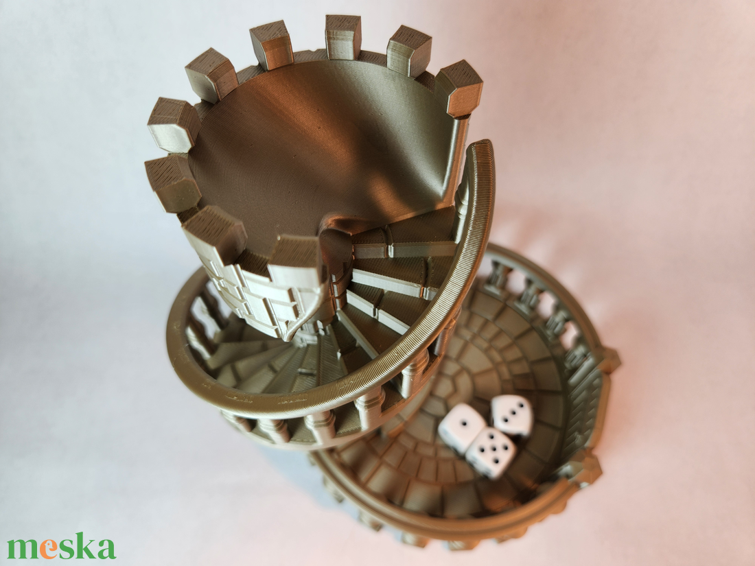 Társasjátékokhoz Dobókocka Torony - játék & sport - táblajáték és kártyajáték - társasjátékok - Meska.hu