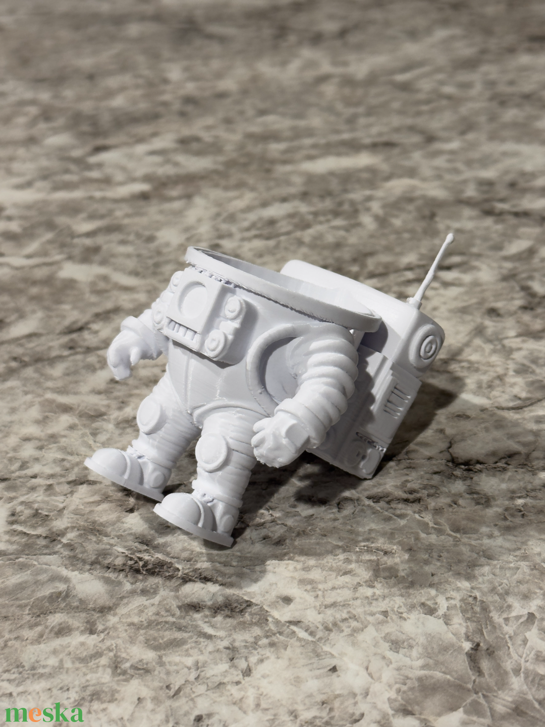 Cuki Húsvéti Tojástartó Asztronauta - élelmiszer - édesség - kézműves csokoládé - Meska.hu