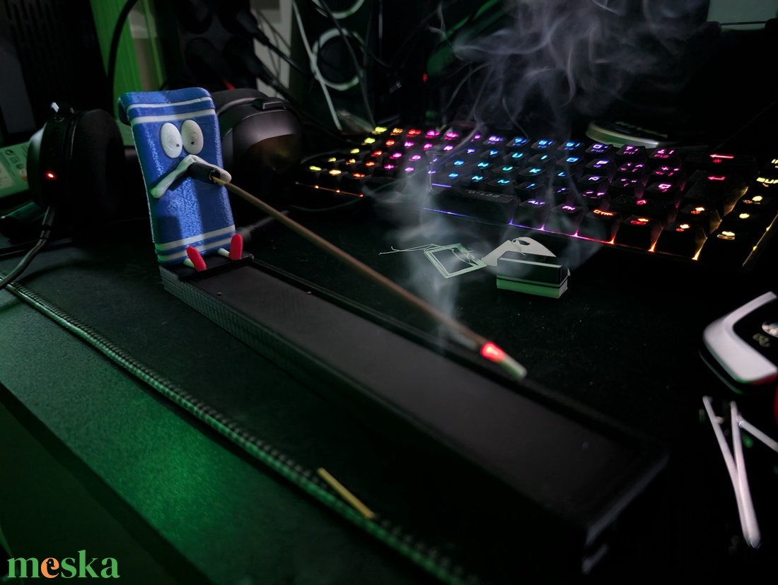 South Park Türcsi Füstőlő Tartó - otthon & életmód - dekoráció - spiritualitás - füstölő és füstölőtartó - Meska.hu