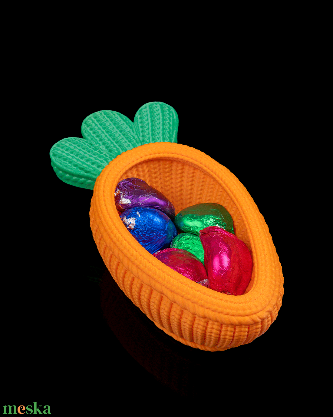 Húsvéti Csokitartó Répa Kosár - Fonott hatású műanyag. - ünnepi díszek, dekorációk - húsvéti díszek és dekorációk - húsvéti kosár - Meska.hu
