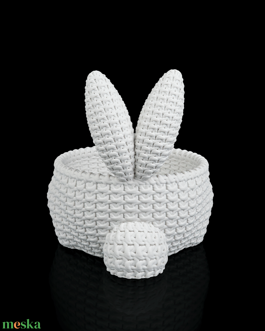 Húsvéti Csokitartó Nyuszis Kosár - Fonott hatású műanyag. - ünnepi díszek, dekorációk - húsvéti díszek és dekorációk - húsvéti kosár - Meska.hu