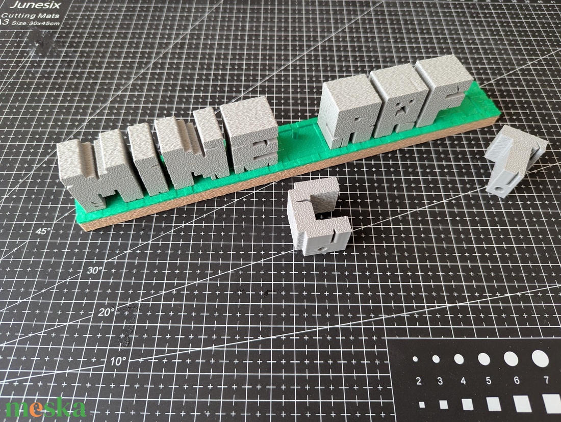 Egyedi Minecraft Névtábla - otthon & életmód - dekoráció - asztal és polc dekoráció - asztaldísz - Meska.hu