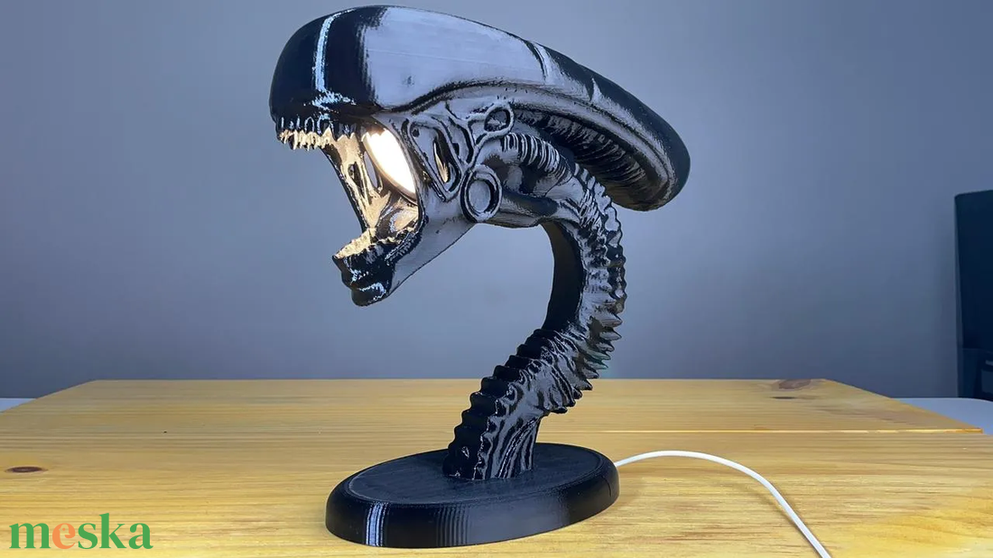 Alien Xenomorph lámpa � Sci-Fi hangulatvilágítás - otthon & életmód - lámpa - asztali lámpa - Meska.hu