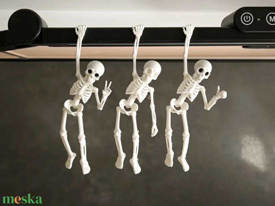 Vicces Csontvázas Lógó Lakásdekor - otthon & életmód - dekoráció - halloween - halloweeni figurák - Meska.hu
