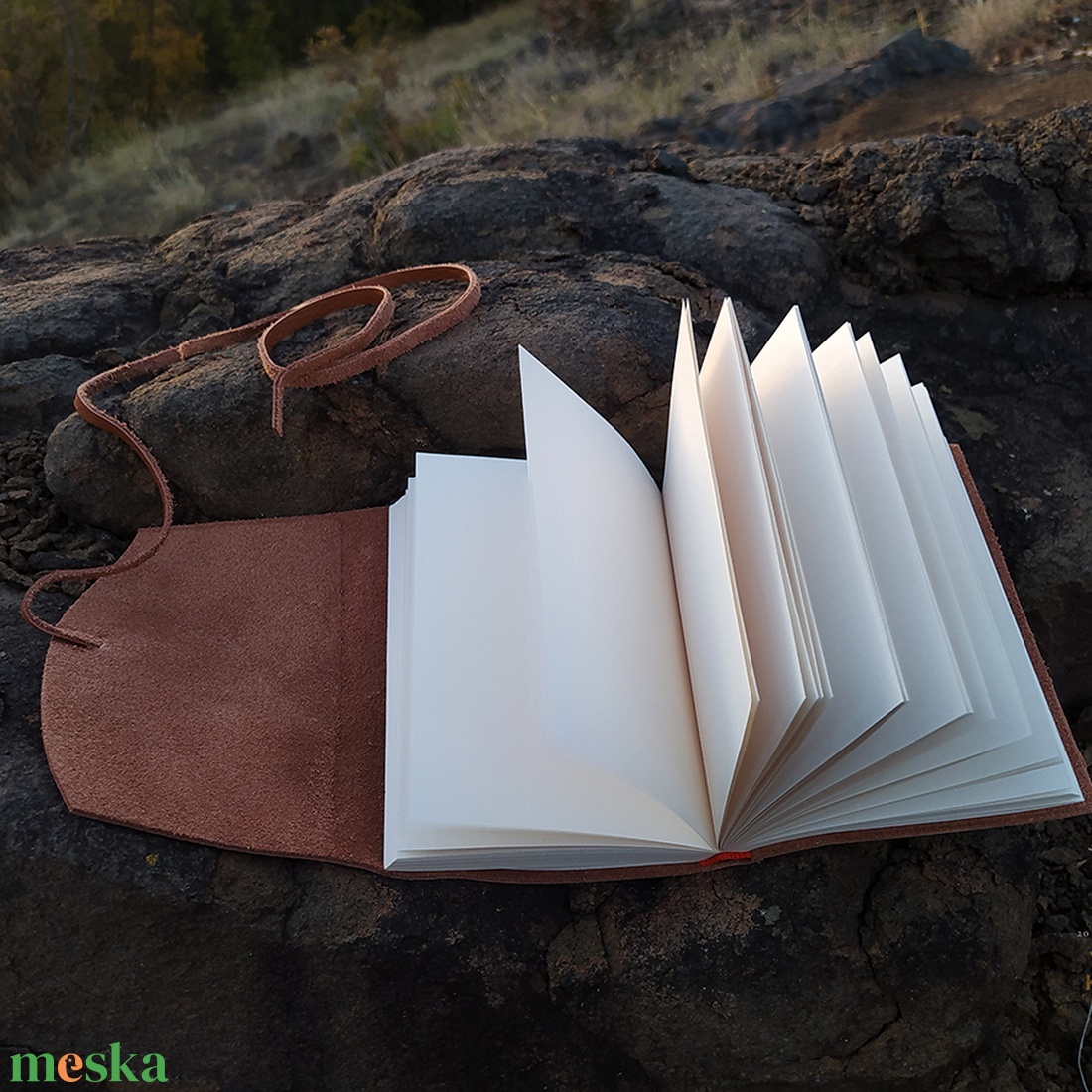 Világosbarna bőr notesz, napló, tervező, jegyzetfüzet, rajzfüzet, utazási napló - otthon & életmód - papír, írószer - jegyzetfüzet & napló - Meska.hu