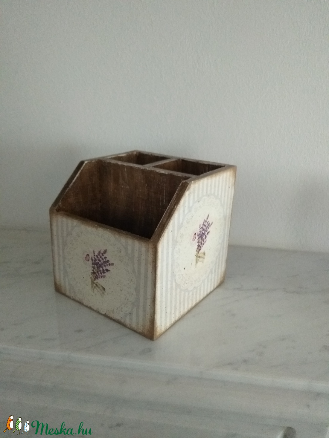 Vintage stílusú levendula mintás tároló doboz/tolltartó/smink tartó - otthon & életmód - papír, írószer - tolltartó & ceruzatekercs - Meska.hu Vintage stílusú levendula mintás tároló doboz/tolltartó/smink tartó - otthon & életmód - papír, írószer - tolltartó & ceruzatekercs - Meska.hu