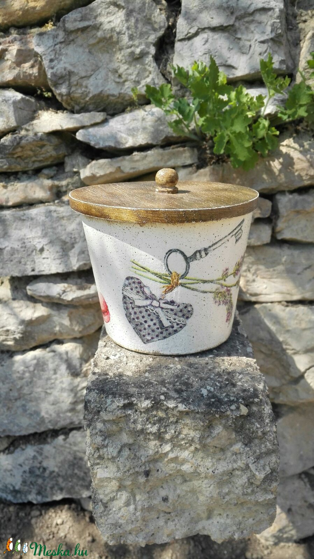 Vintage macaron és levendula mintás tároló doboz/cukortartó/kávétartó/keksz tartó - - Meska.hu Vintage macaron és levendula mintás tároló doboz/cukortartó/kávétartó/keksz tartó - - Meska.hu