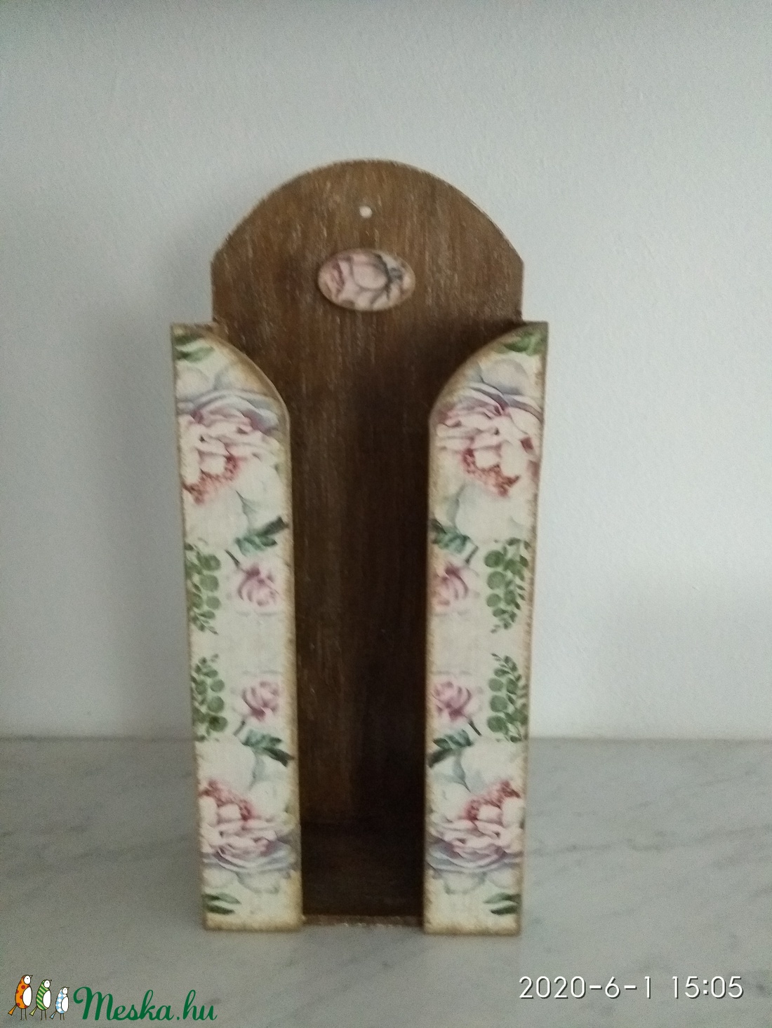 Vintage rózsás zsebkendőtartó - otthon & életmód - tárolás & rendszerezés - zsebkendőtartó - Meska.hu Vintage rózsás zsebkendőtartó - otthon & életmód - tárolás & rendszerezés - zsebkendőtartó - Meska.hu