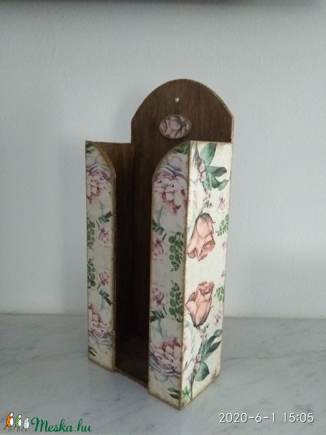 Vintage rózsás zsebkendőtartó - otthon & életmód - tárolás & rendszerezés - zsebkendőtartó - Meska.hu Vintage rózsás zsebkendőtartó - otthon & életmód - tárolás & rendszerezés - zsebkendőtartó - Meska.hu