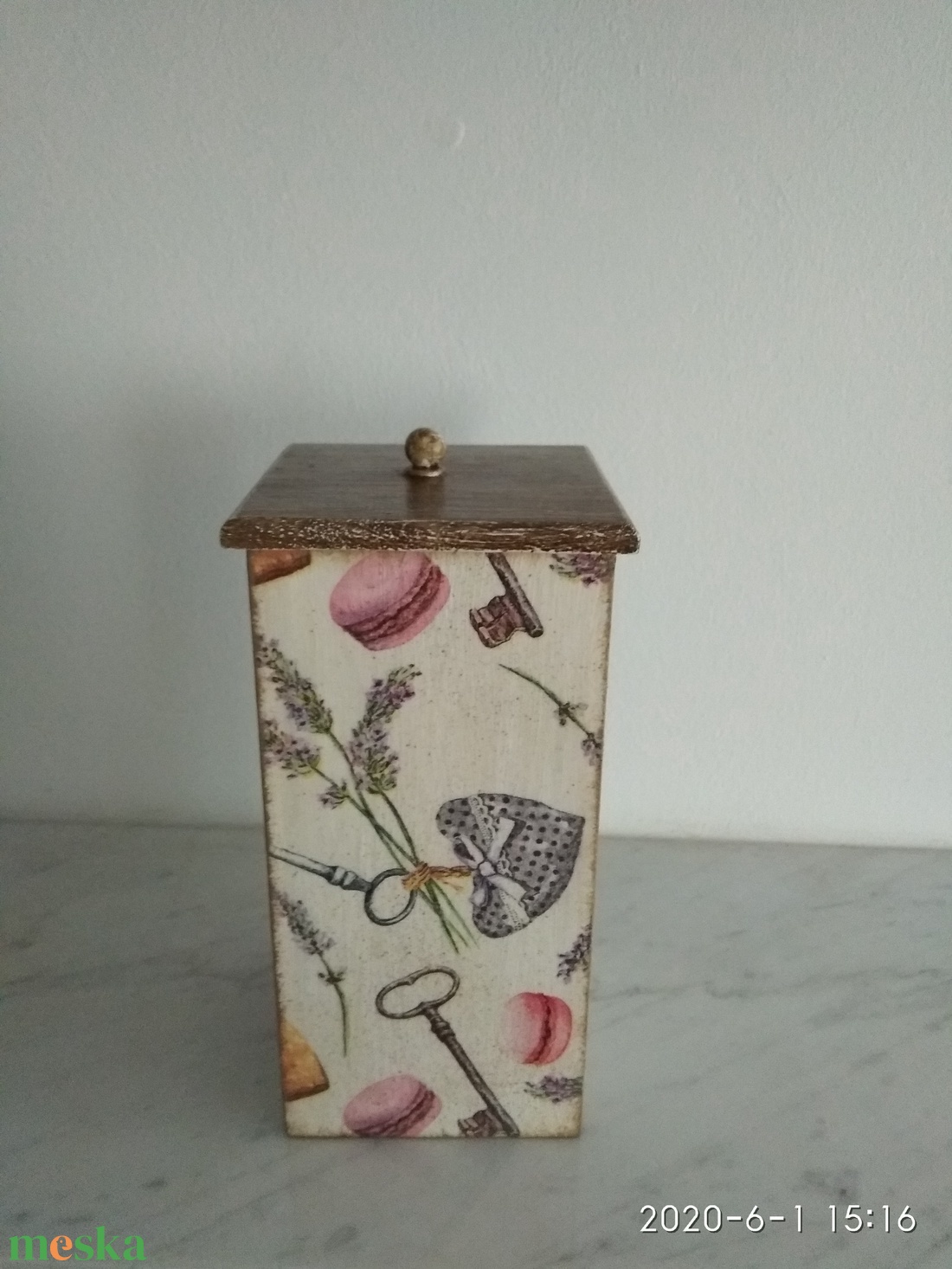 Vintage stílusú macaronos mintás tároló doboz  - otthon & életmód - konyhafelszerelés, tálalás - konyhai tárolás - tea & kávé tárolás - Meska.hu
