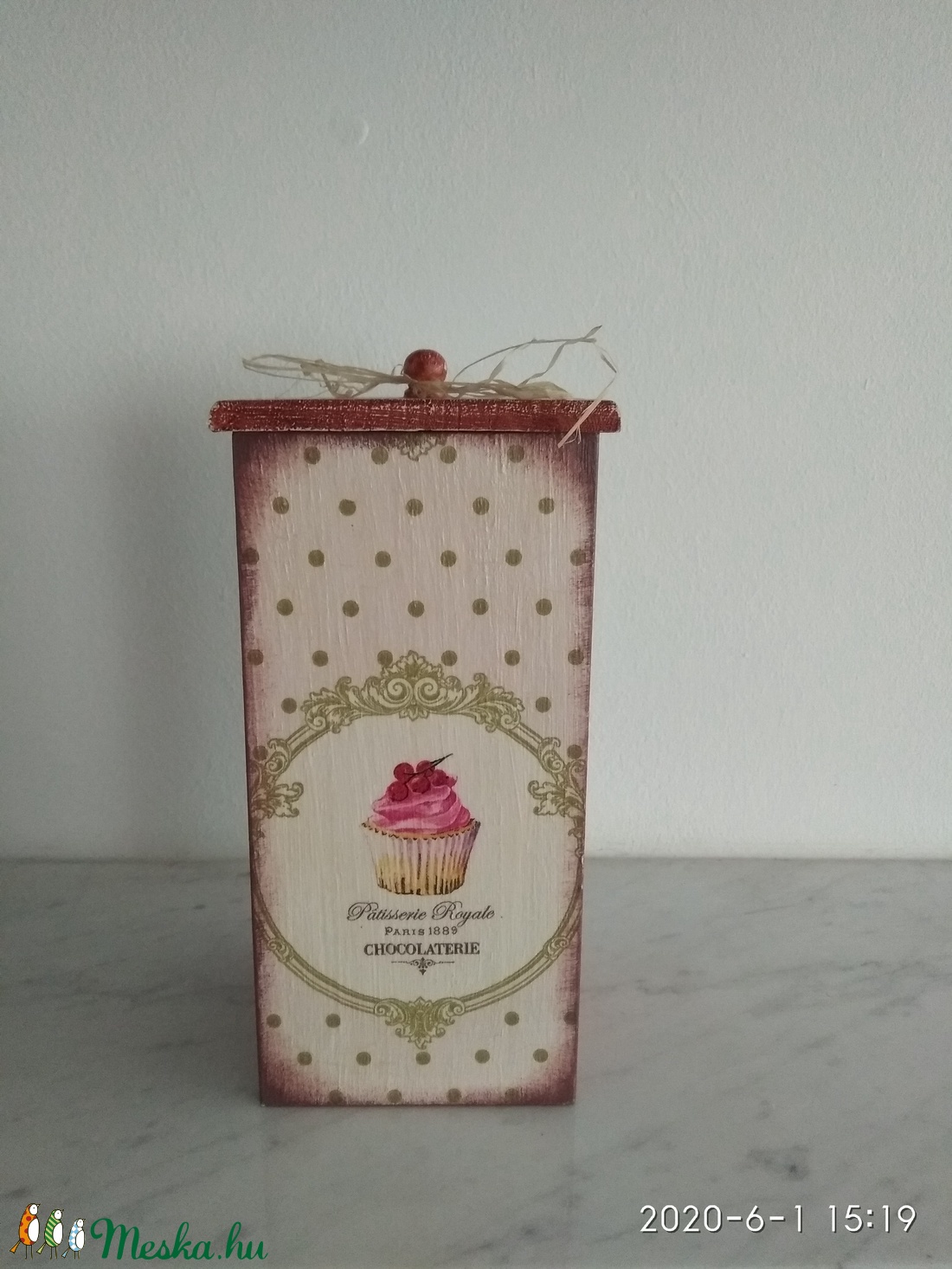 Vintage muffinos tároló doboz/cukortartó/kávétartó/keksz tartó - otthon & életmód - konyhafelszerelés, tálalás - Meska.hu Vintage muffinos tároló doboz/cukortartó/kávétartó/keksz tartó - otthon & életmód - konyhafelszerelés, tálalás - Meska.hu