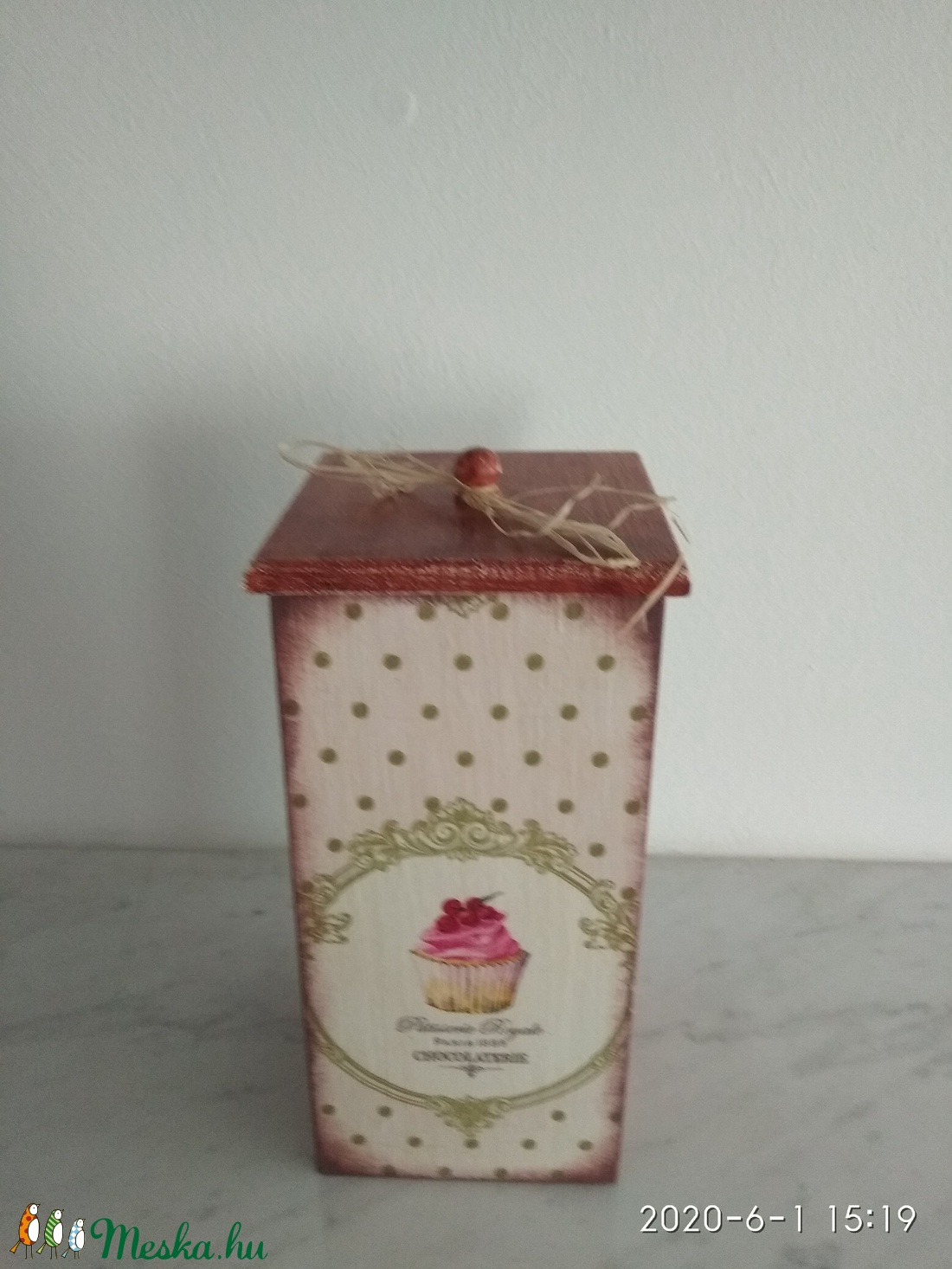 Vintage muffinos tároló doboz/cukortartó/kávétartó/keksz tartó - otthon & életmód - konyhafelszerelés, tálalás - Meska.hu Vintage muffinos tároló doboz/cukortartó/kávétartó/keksz tartó - otthon & életmód - konyhafelszerelés, tálalás - Meska.hu