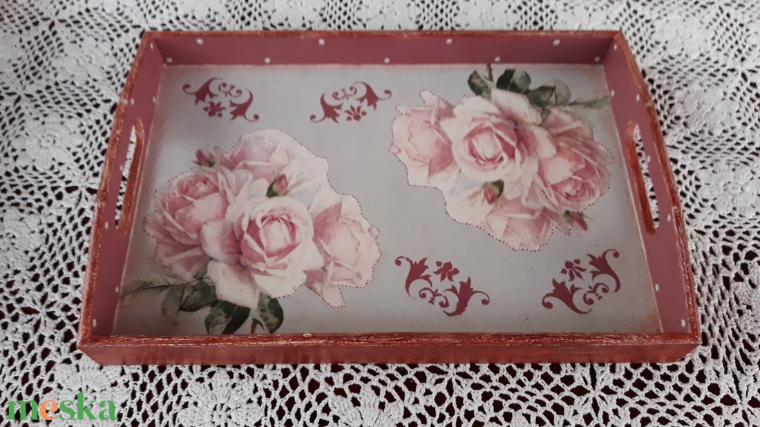 Vintage stílusú rózsás tálca fából - otthon & életmód - konyhafelszerelés, tálalás - tálalás - tálca - Meska.hu