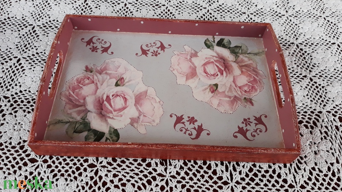 Vintage stílusú rózsás tálca fából - otthon & életmód - konyhafelszerelés, tálalás - tálalás - tálca - Meska.hu
