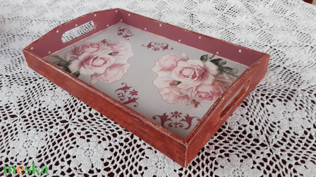 Vintage stílusú rózsás tálca fából - otthon & életmód - konyhafelszerelés, tálalás - tálalás - tálca - Meska.hu