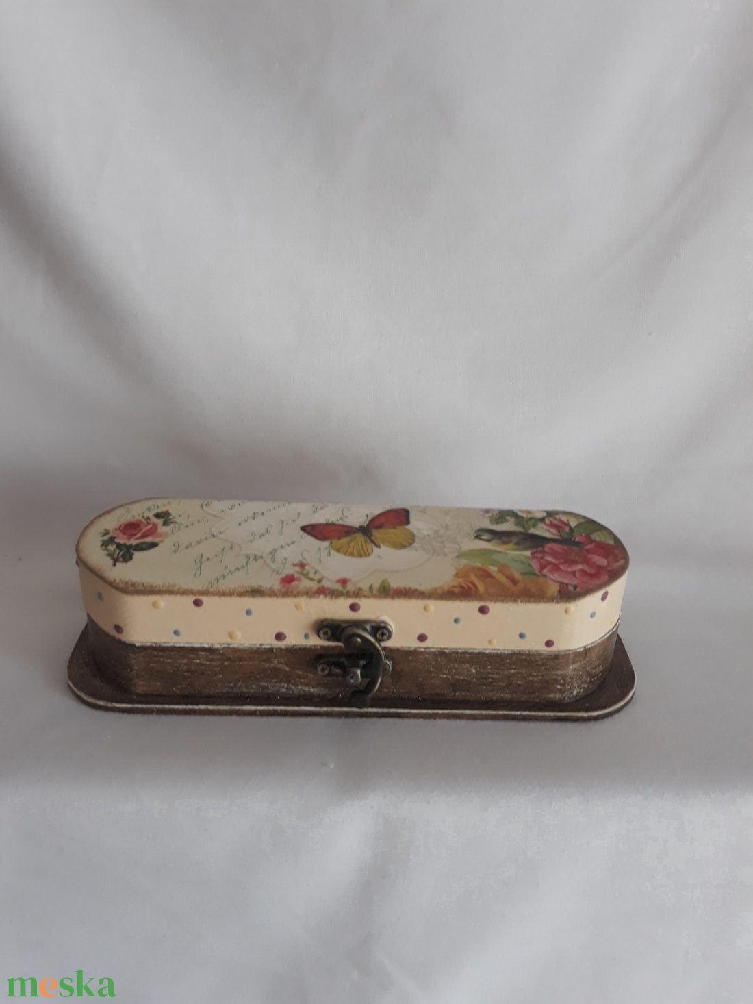 Pillangós tolltartó/ szemüvegtartó/ékszertartó a vintage jegyében - otthon & életmód - papír, írószer - tolltartó & ceruzatekercs - Meska.hu