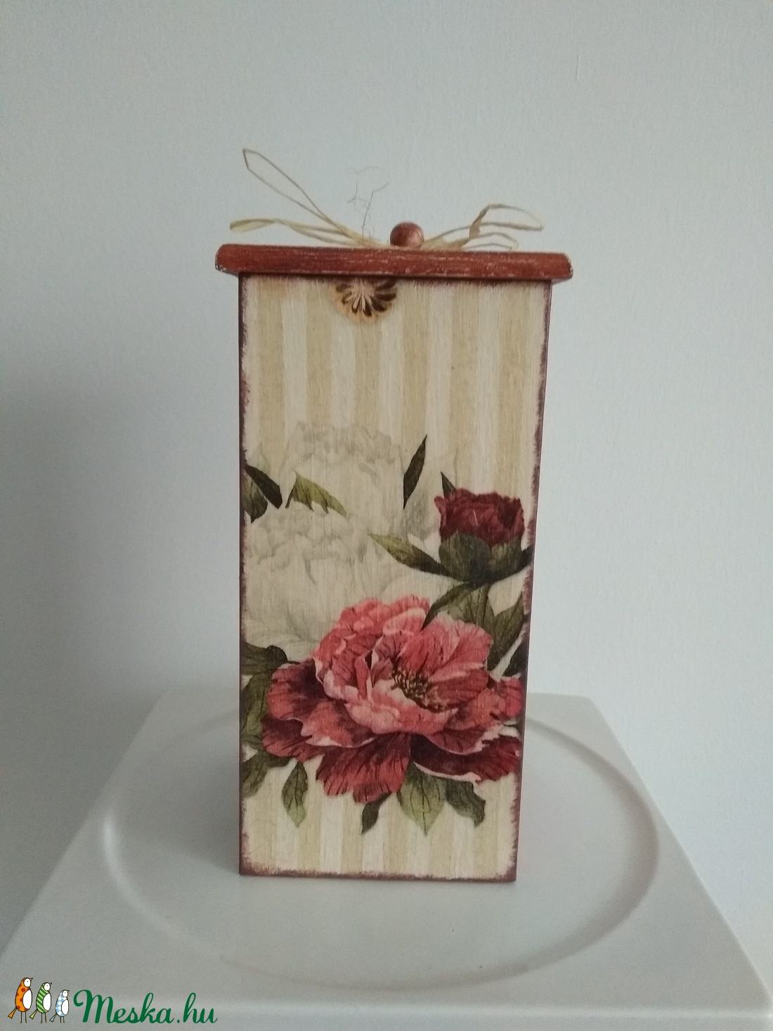 Vintage rózsás tároló doboz/cukortartó/kávétartó/keksz tartó - otthon & életmód - konyhafelszerelés, tálalás - Meska.hu Vintage rózsás tároló doboz/cukortartó/kávétartó/keksz tartó - otthon & életmód - konyhafelszerelés, tálalás - Meska.hu