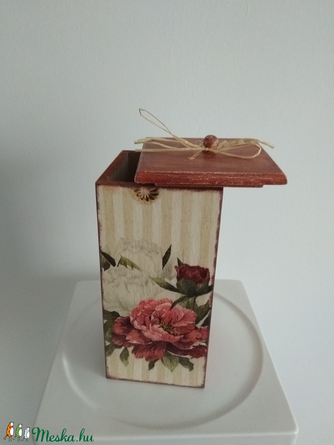 Vintage rózsás tároló doboz/cukortartó/kávétartó/keksz tartó - otthon & életmód - konyhafelszerelés, tálalás - Meska.hu Vintage rózsás tároló doboz/cukortartó/kávétartó/keksz tartó - otthon & életmód - konyhafelszerelés, tálalás - Meska.hu