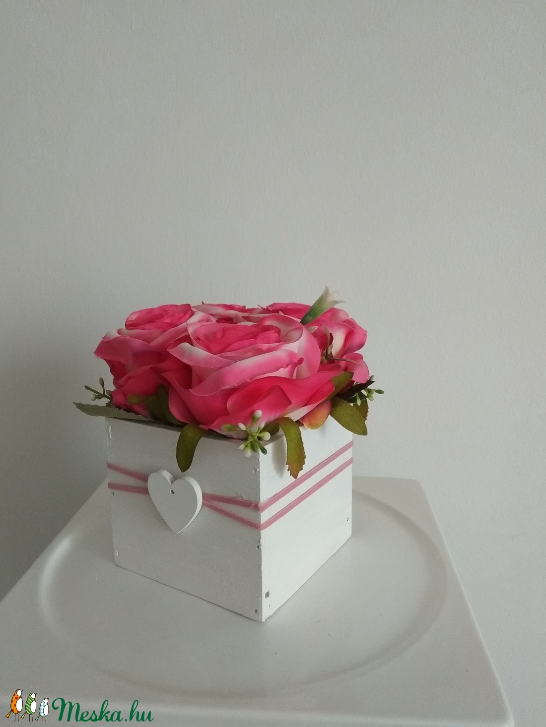 Virágbox / asztaldísz vintage rózsaszín selyem virágokkal - otthon & életmód - dekoráció - Meska.hu Virágbox / asztaldísz vintage rózsaszín selyem virágokkal - otthon & életmód - dekoráció - Meska.hu