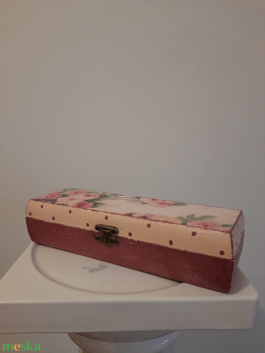 Rózsás tolltartó/ szemüvegtartó/ékszertartó a vintage jegyében - otthon & életmód - papír, írószer - tolltartó & ceruzatekercs - Meska.hu Rózsás tolltartó/ szemüvegtartó/ékszertartó a vintage jegyében - otthon & életmód - papír, írószer - tolltartó & ceruzatekercs - Meska.hu