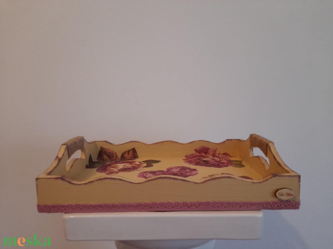 Vintage stílusú rózsás tálca fából - otthon & életmód - konyhafelszerelés, tálalás - tálalás - tálca - Meska.hu