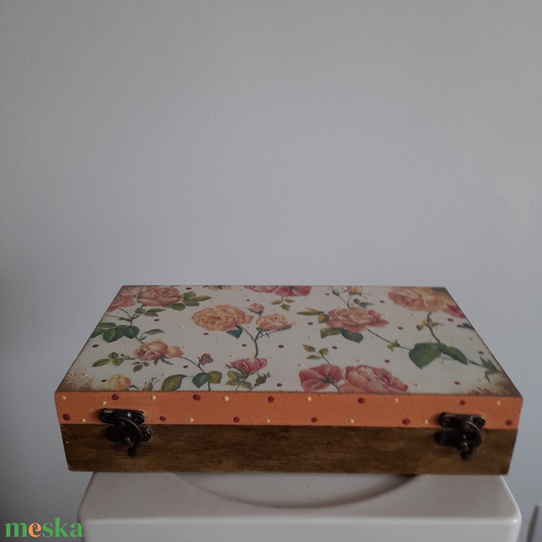 Vintage rózsás ékszertartó doboz/ varrós doboz - otthon & életmód - konyhafelszerelés, tálalás - konyhai tárolás - tea & kávé tárolás - Meska.hu