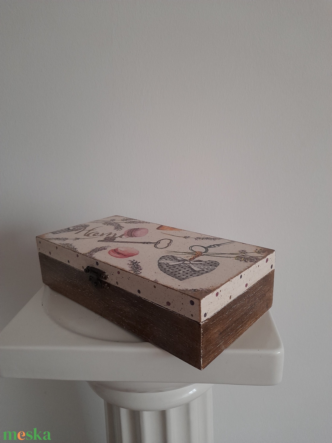  Vintage macaron-kulcsos ékszertartó doboz/varrós doboz - ékszer - ékszertartó - ékszerdoboz - Meska.hu