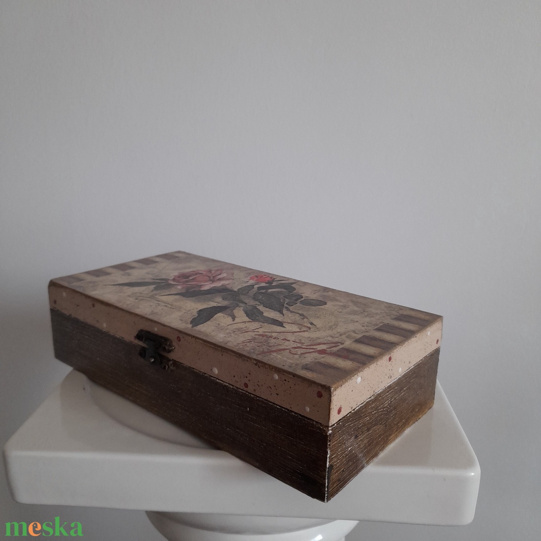  Vintage virág mintás ékszertartó doboz/varrós doboz - ékszer - ékszertartó - ékszerdoboz - Meska.hu