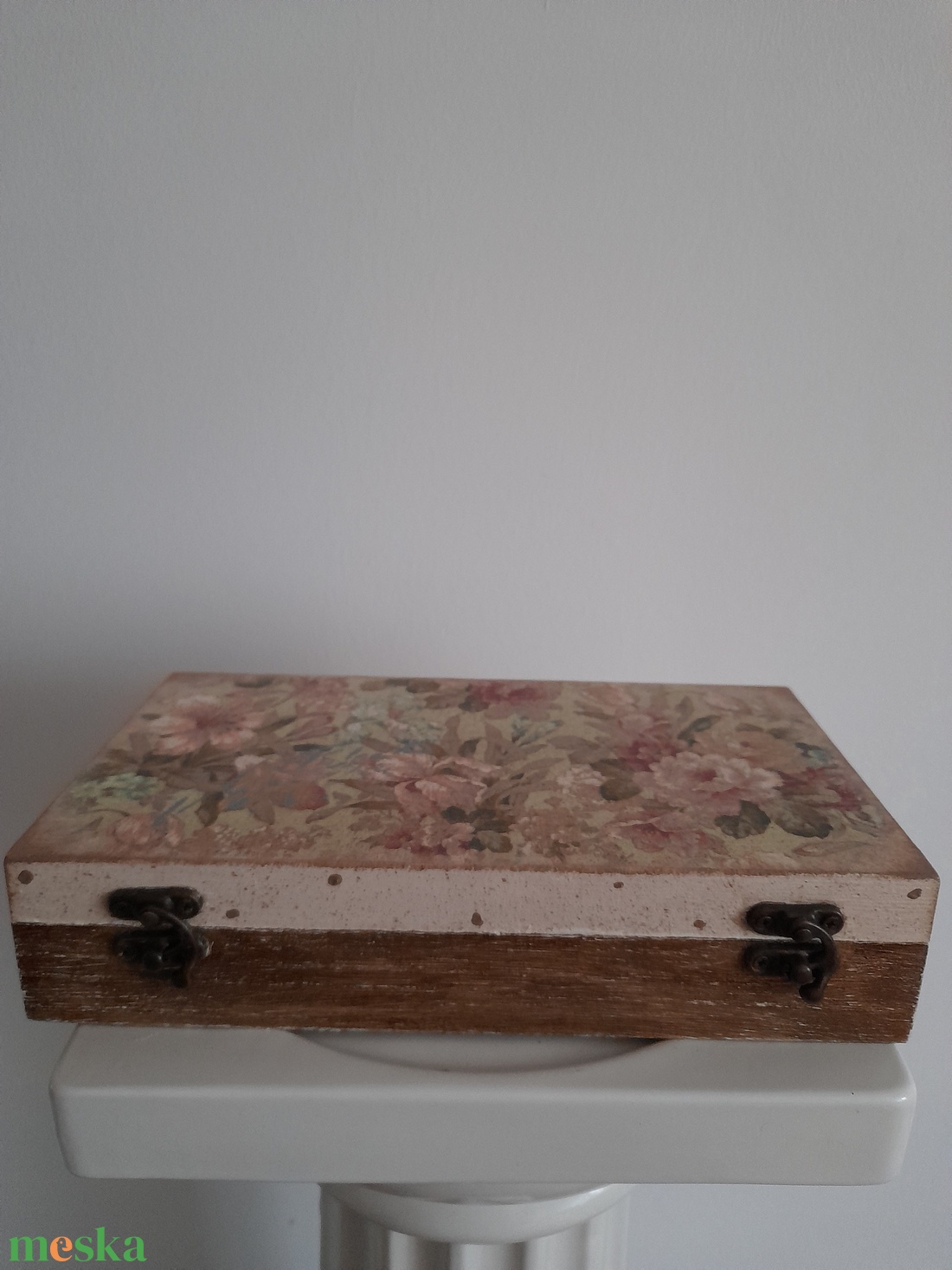  Vintage rózsás ékszertartó doboz/ varrós doboz - otthon & életmód - konyhafelszerelés, tálalás - konyhai tárolás - tea & kávé tárolás - Meska.hu