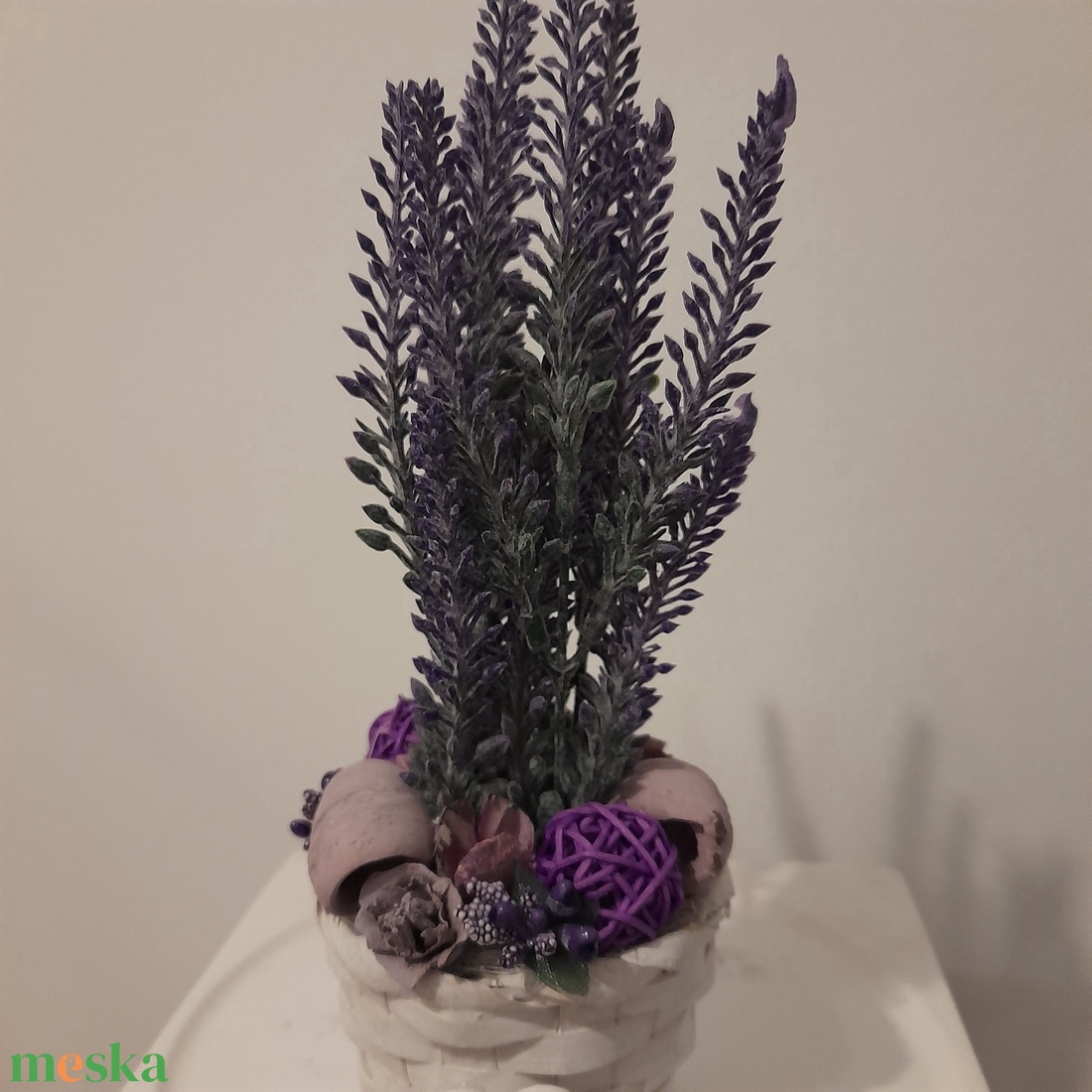  Virágbox / asztaldísz vintage lila virágokkal  - otthon & életmód - dekoráció - virágdísz és tartó - virágbox, virágdoboz - Meska.hu