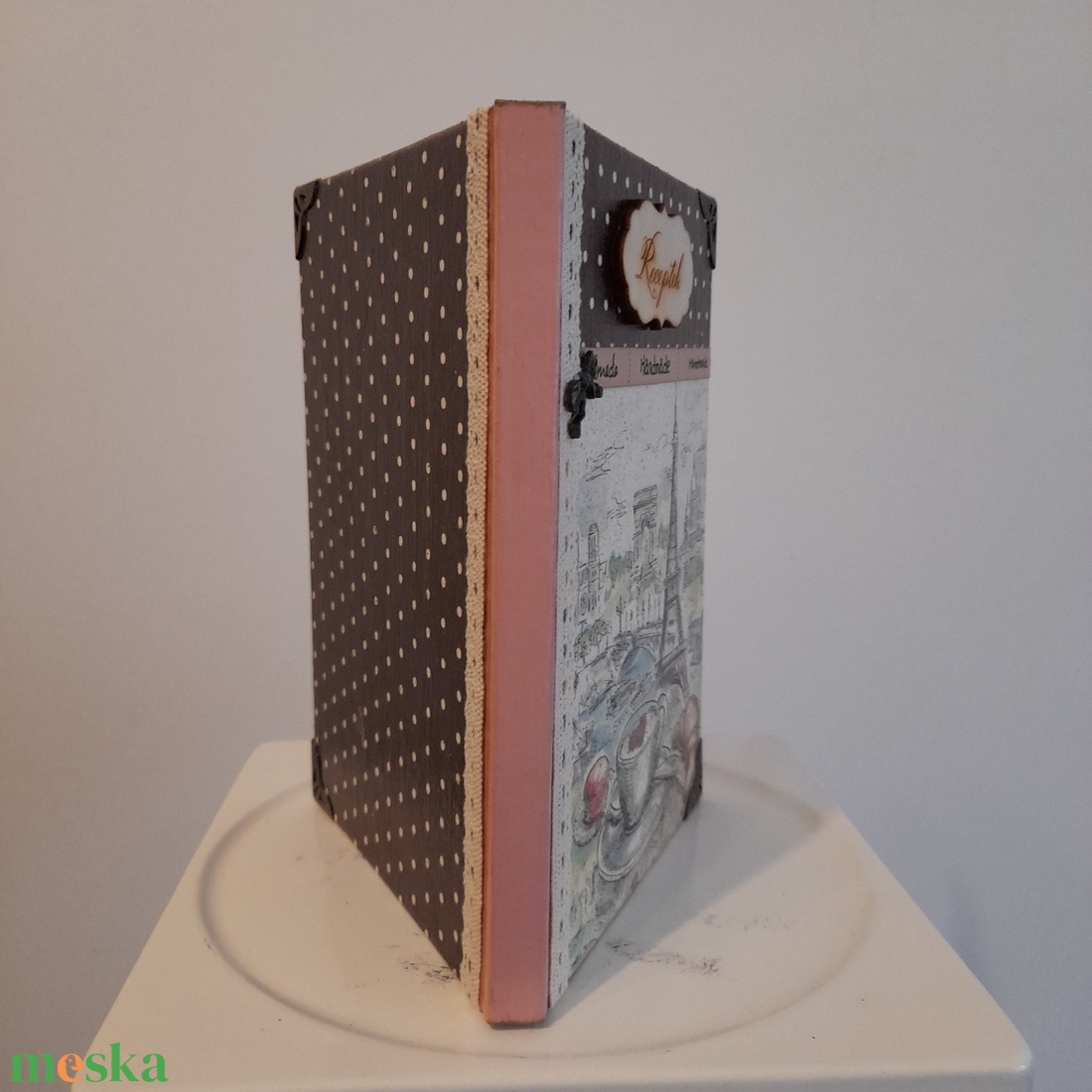 Receptfüzet párizsi mintával a vintage jegyében - otthon & életmód - konyhafelszerelés, tálalás - sütés, főzés - receptfüzet - Meska.hu Receptfüzet párizsi mintával a vintage jegyében - otthon & életmód - konyhafelszerelés, tálalás - sütés, főzés - receptfüzet - Meska.hu