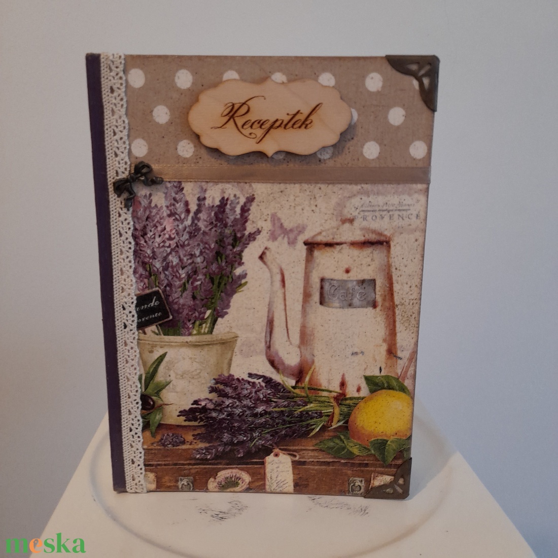 Receptfüzet levendulás mintával a vintage jegyében - otthon & életmód - konyhafelszerelés, tálalás - sütés, főzés - receptfüzet - Meska.hu Receptfüzet levendulás mintával a vintage jegyében - otthon & életmód - konyhafelszerelés, tálalás - sütés, főzés - receptfüzet - Meska.hu