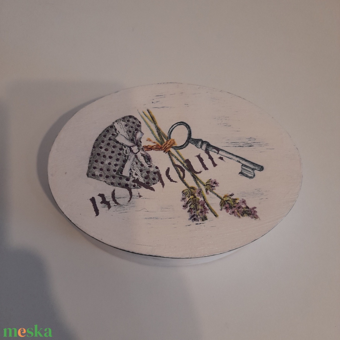 Vintage ovális levendulás tárolódoboz/ékszertartó doboz háncsból - ékszer - ékszertartó - ékszerdoboz - Meska.hu Vintage ovális levendulás tárolódoboz/ékszertartó doboz háncsból - ékszer - ékszertartó - ékszerdoboz - Meska.hu