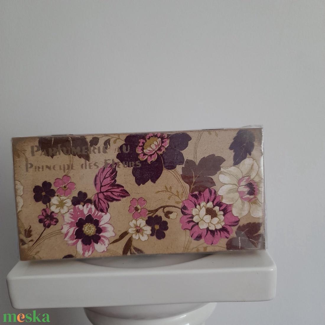  Vintage virágos ékszertartó doboz/varrós doboz - ékszer - ékszertartó - ékszerdoboz - Meska.hu