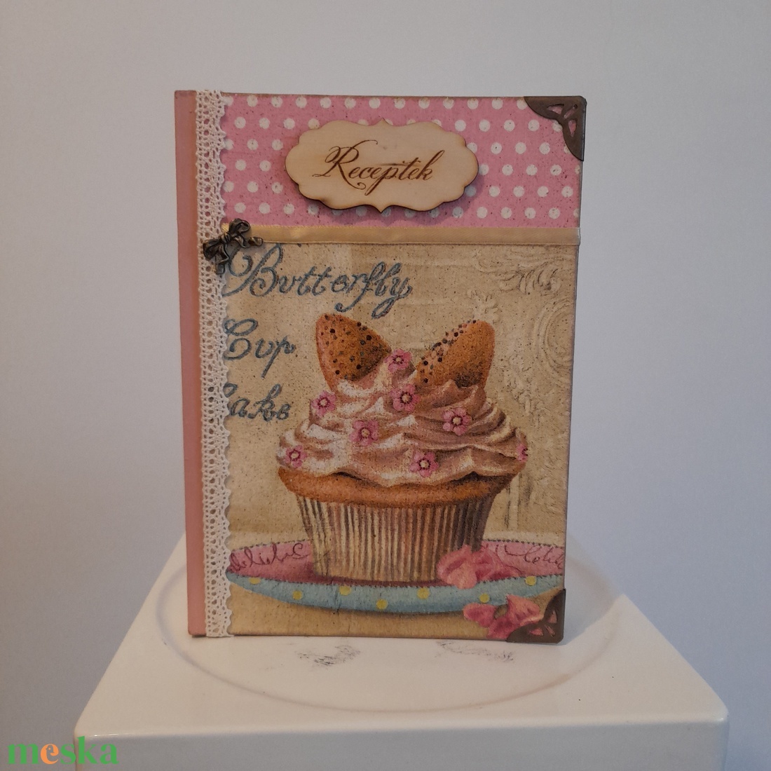 Receptfüzet muffin mintával a vintage jegyében - otthon & életmód - konyhafelszerelés, tálalás - sütés, főzés - receptfüzet - Meska.hu Receptfüzet muffin mintával a vintage jegyében - otthon & életmód - konyhafelszerelés, tálalás - sütés, főzés - receptfüzet - Meska.hu