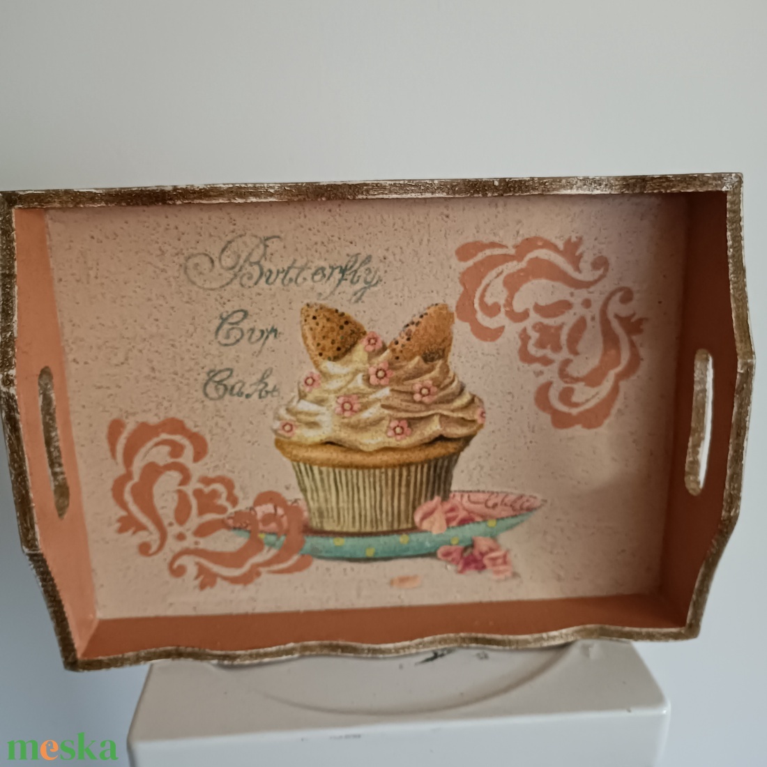 Tálca muffinos mintával - otthon & életmód - konyhafelszerelés, tálalás - tálalás - tálca - Meska.hu