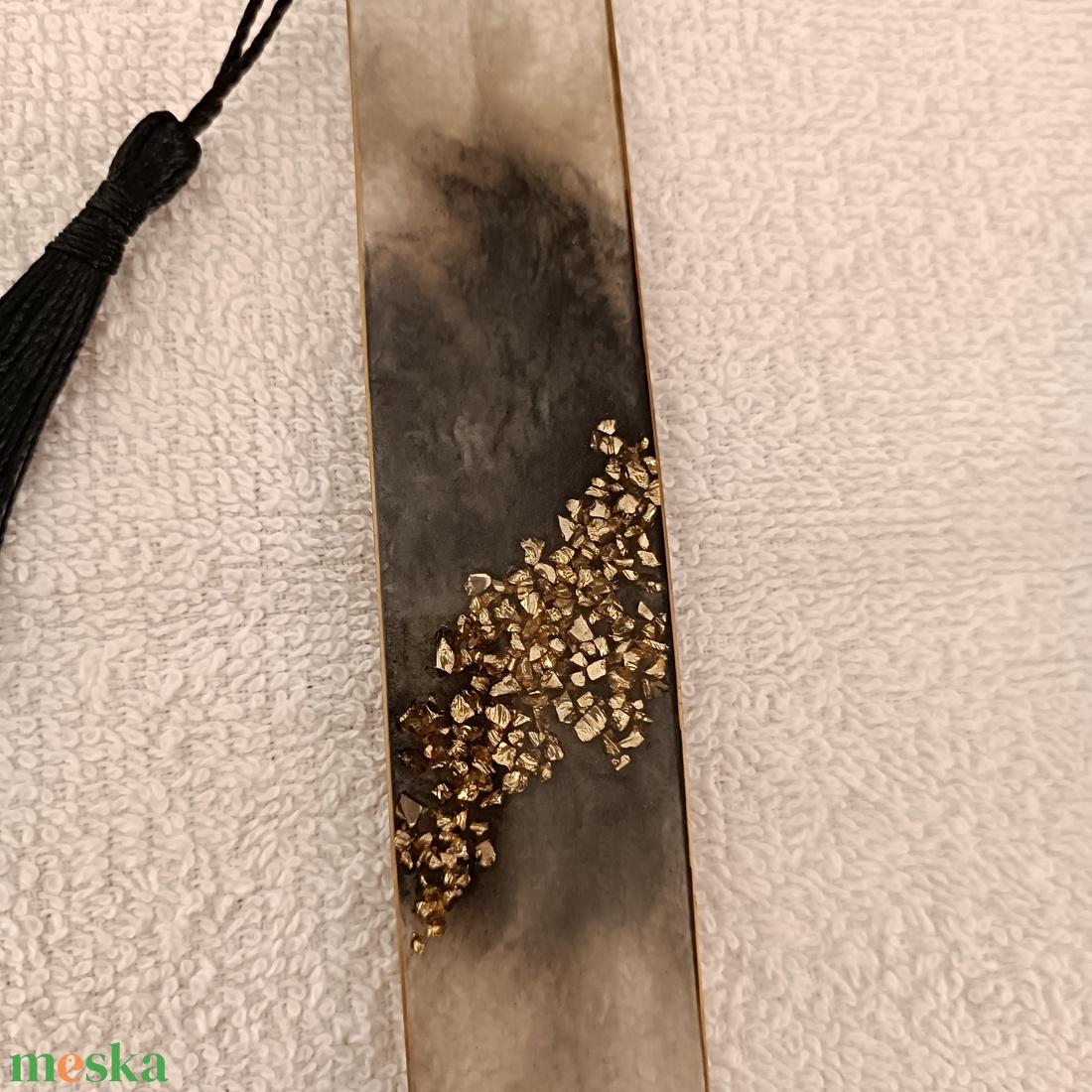 Könyvjelző műgyant�ból - könyv & zene - könyvjelző - Meska.hu