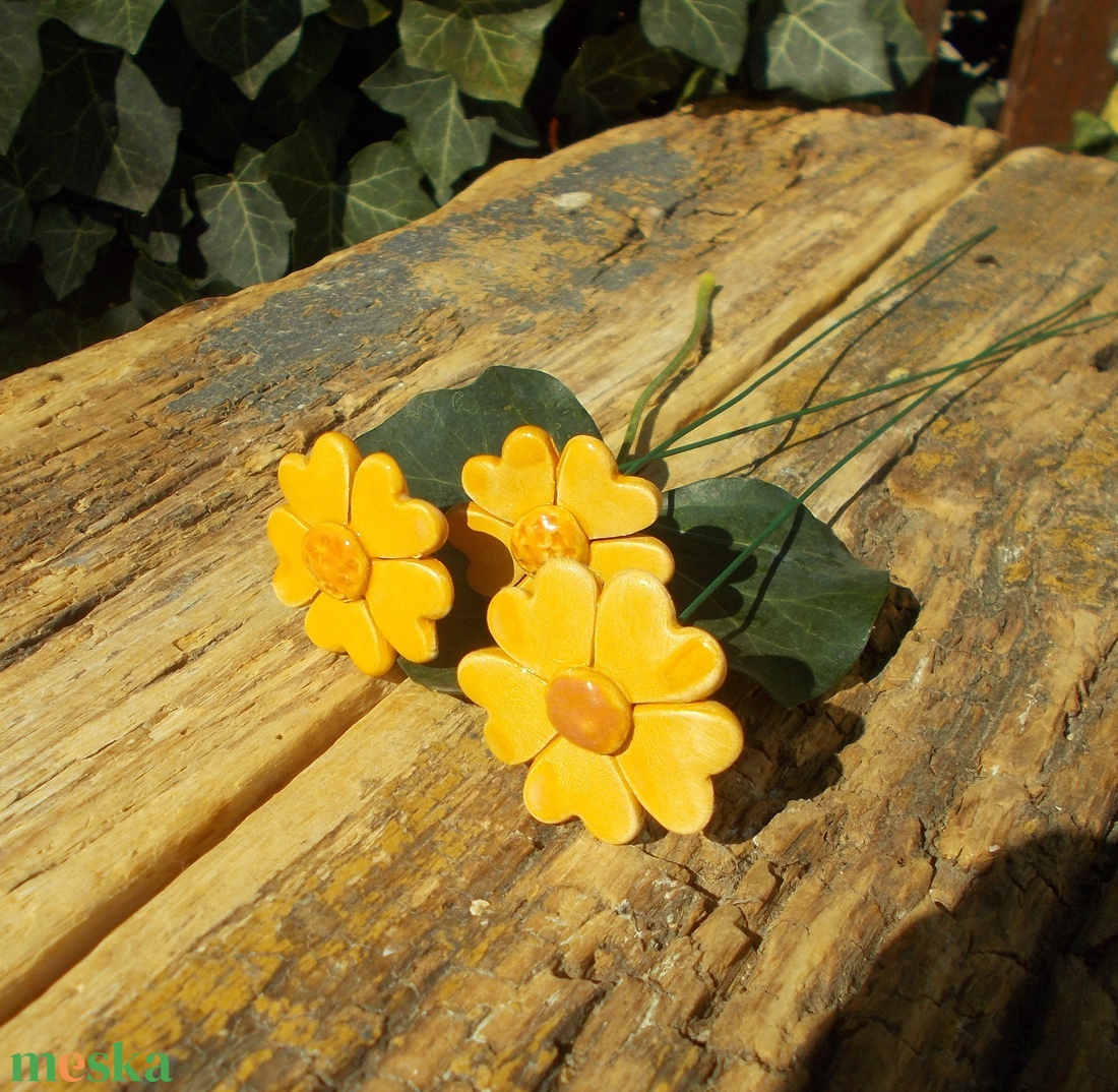 3 szál okkersárga virág  - otthon & életmód - ház & kert - növény & veteményes - Meska.hu