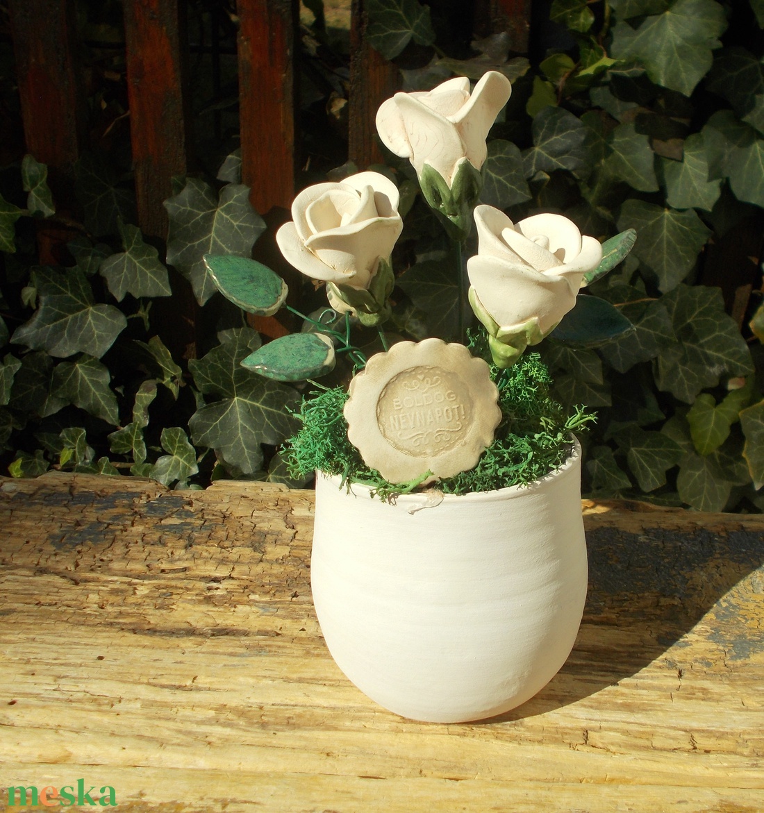 Rózsák kaspóban. - otthon & életmód - dekoráció - asztal és polc dekoráció - asztaldísz - Meska.hu Rózsák kaspóban. - otthon & életmód - dekoráció - asztal és polc dekoráció - asztaldísz - Meska.hu