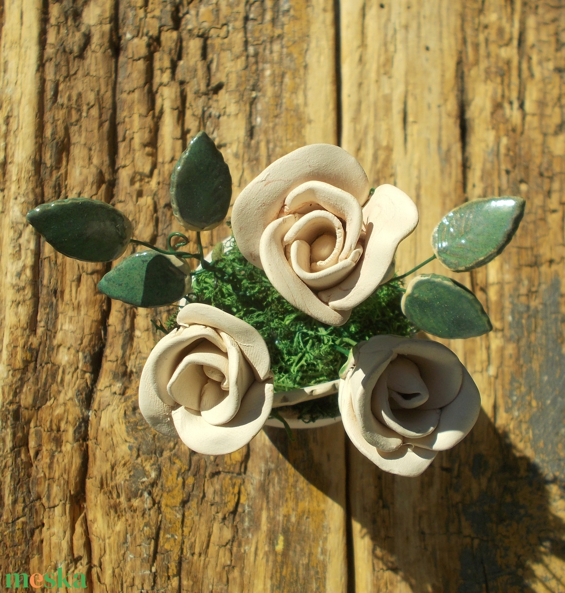 Rózsák kaspóban. - otthon & életmód - dekoráció - asztal és polc dekoráció - asztaldísz - Meska.hu Rózsák kaspóban. - otthon & életmód - dekoráció - asztal és polc dekoráció - asztaldísz - Meska.hu